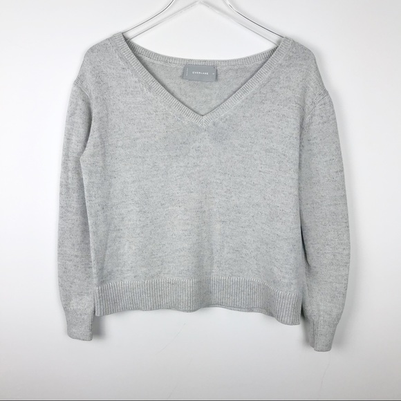 Everlane Sweaters - Everlane Soft Cotton V-Neck Cropped Gray Sweater
